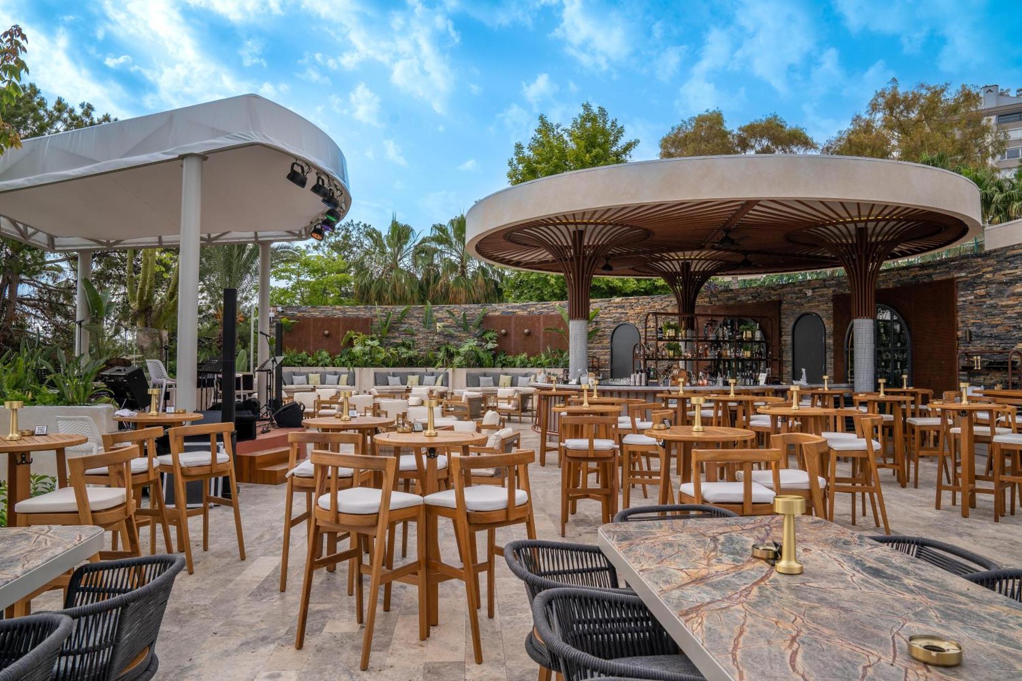 Akra Antalya Hotel Exterior photo The Terrace